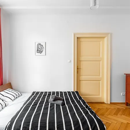 Apartment Cozy In Historic Bratislava