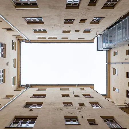 Apartment Prime Location Residence, Private Parking